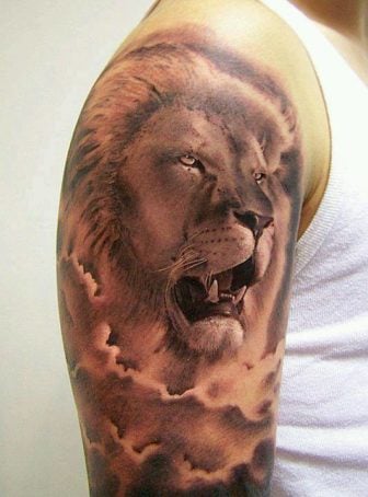 The tattoo artist has perfectly recreated this lions confident gaze