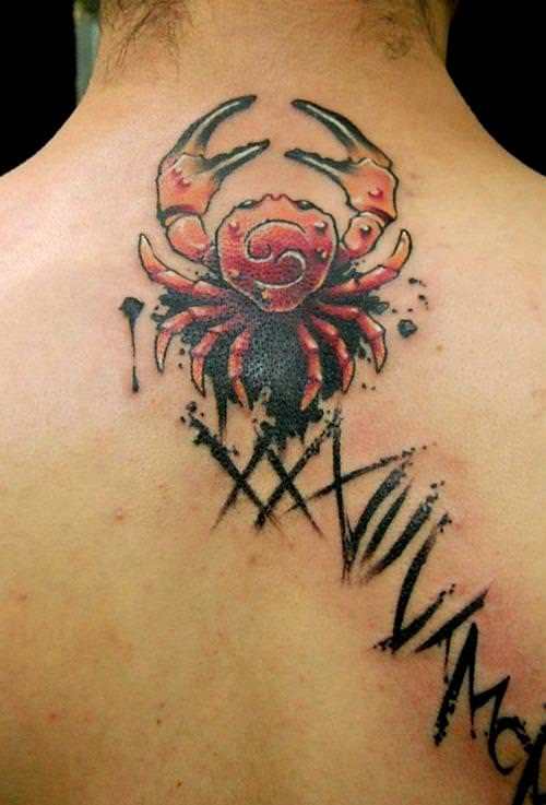 A crab with artistic, scratchy watercolor paint is the subject of this horoscope tattoo by Jukan