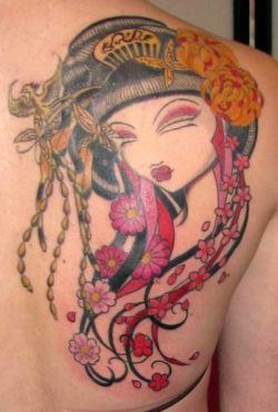 This geisha tattoo by Venus Flytrap gives a traditional Japanese subject a modern twist
